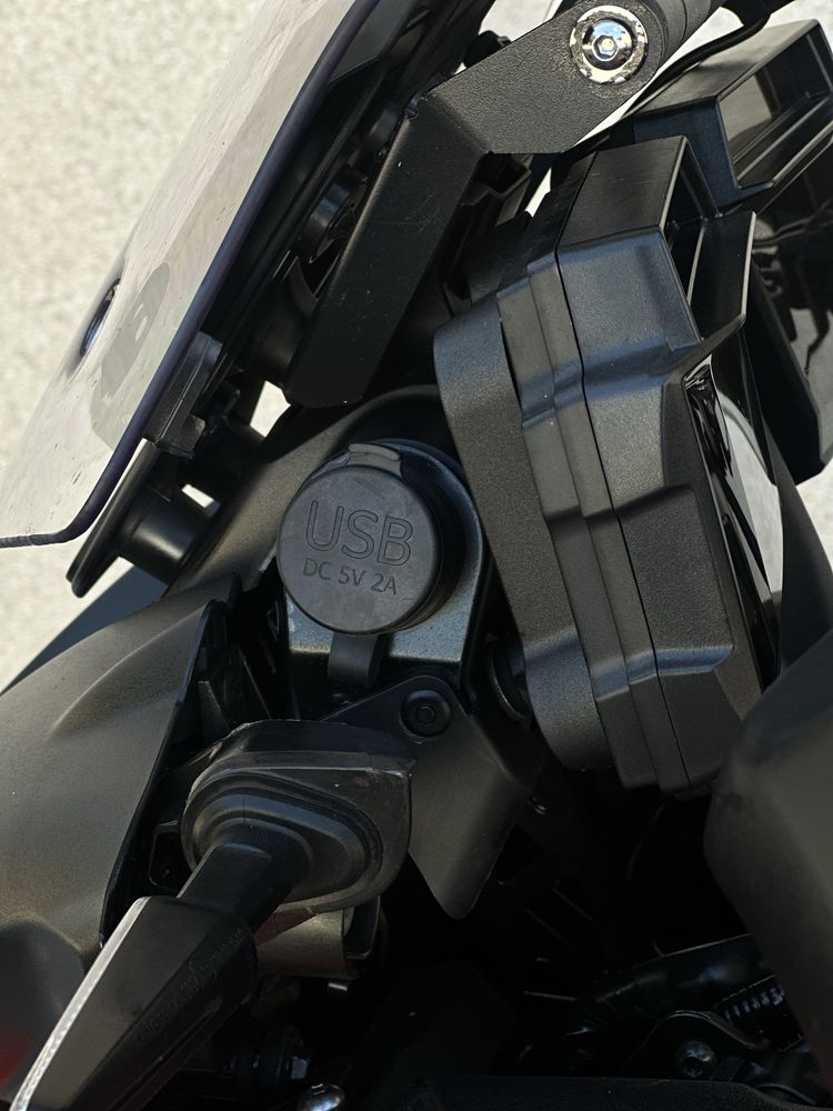 YAMAHA TRACER 9 - 2022 c/ Extras!