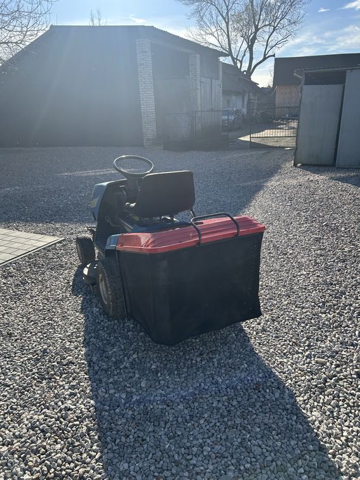 Sprzedam traktorek kosiarkę z koszem briggs 12,5 stan dobry