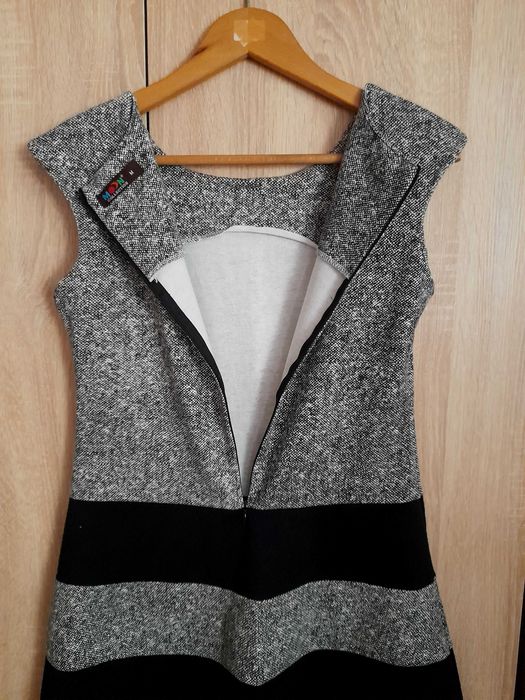 Sukienka dzianinowa roz. M