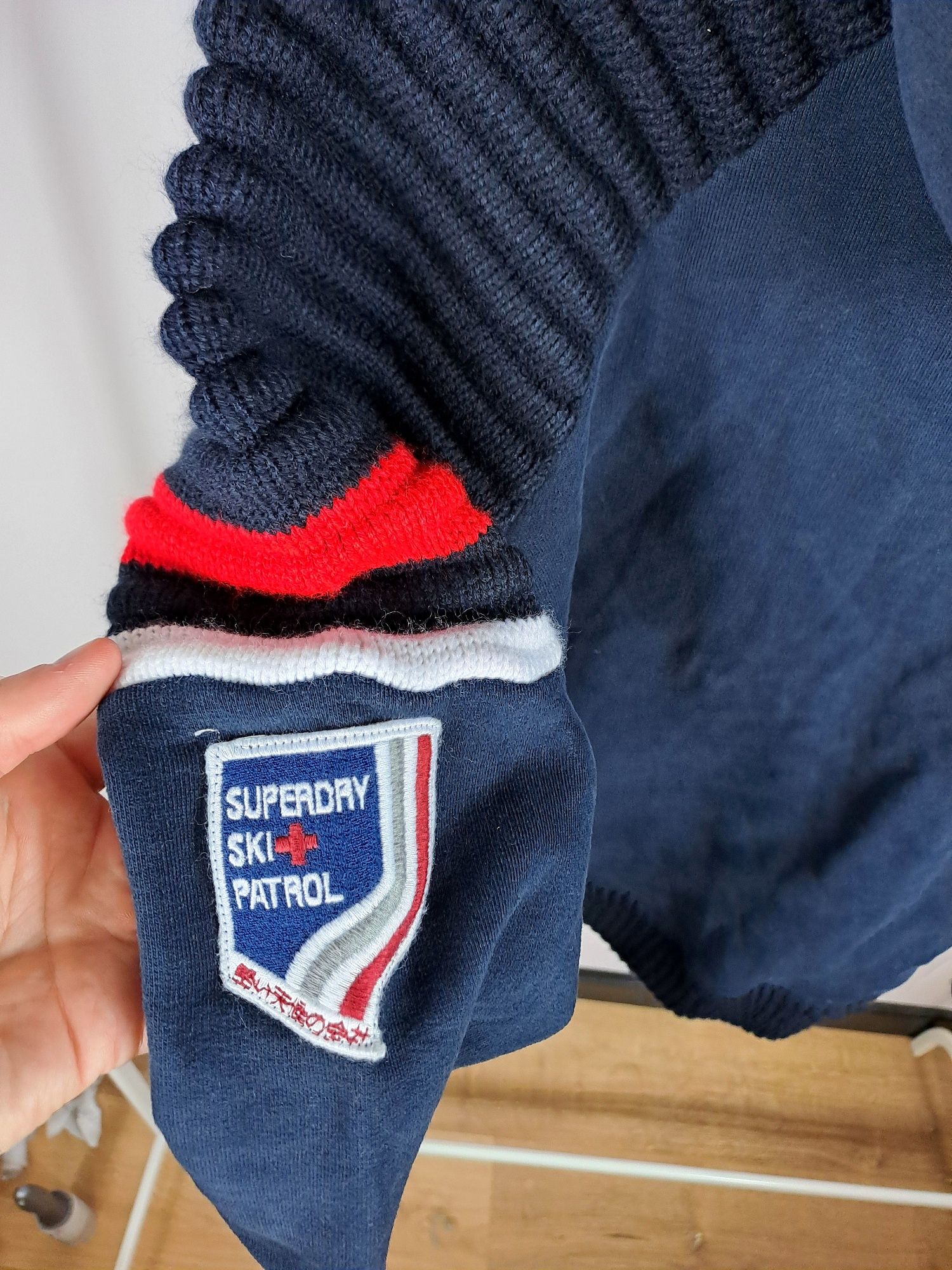 Męska damska bluza Superdry Winter Sports hoodie r.S z futerkiem gruba