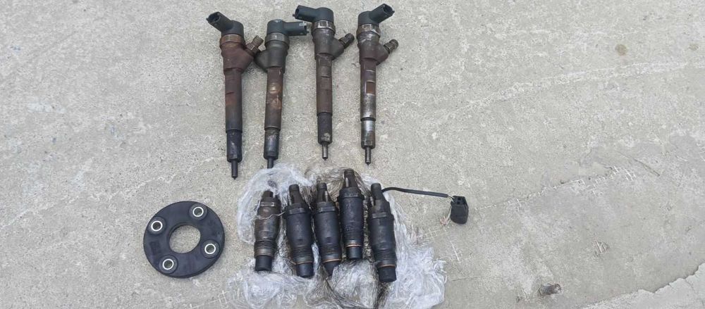 форсунка Crysler Voyager 2.5 TD Dodge RamVan Jeep Grand Cherokee 3.1