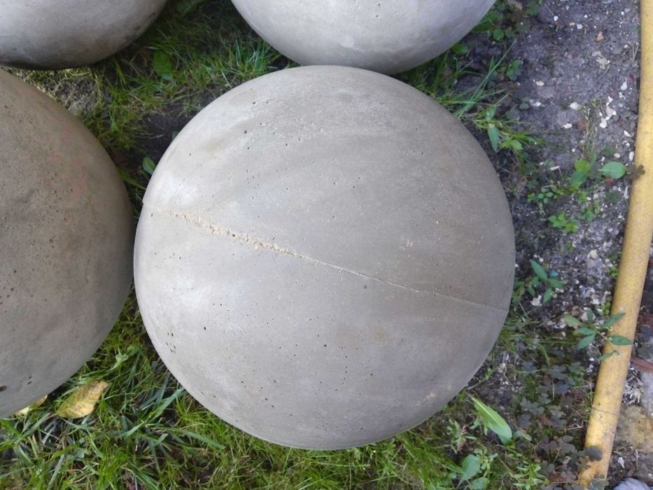 Kula betonowa ogrodowa cementowa 20cm pełna kule ozdoba na ogrodzenie