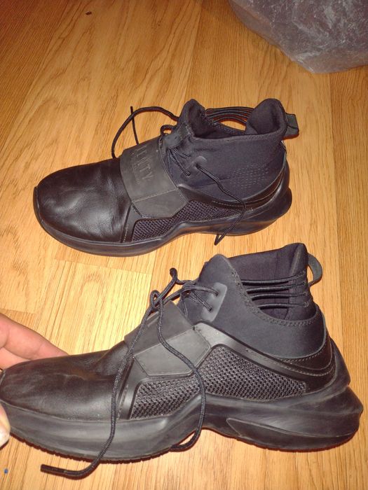 Сучасні полуботинки puma , з шкіряною вставкою 36