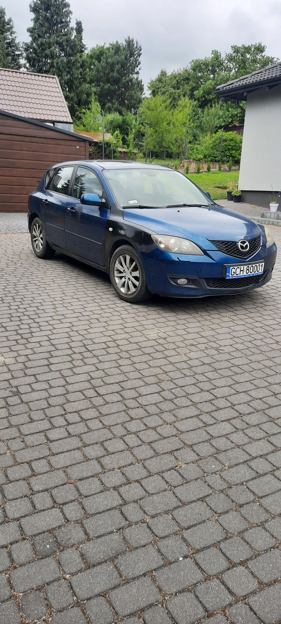Mazda 3 doinwestowana mechanicznie.