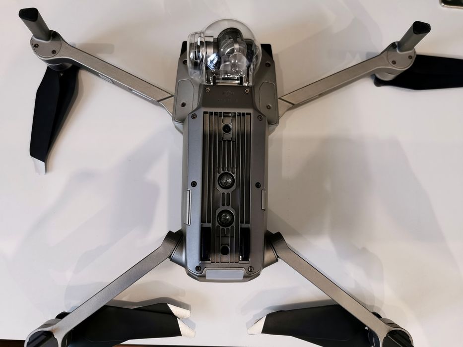 Квадрокоптер Mavic Pro Platinum 4K + доп. аккумулятор, бокс, карта 64g