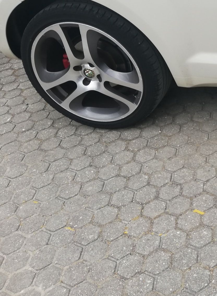Jantes 18 com pneus