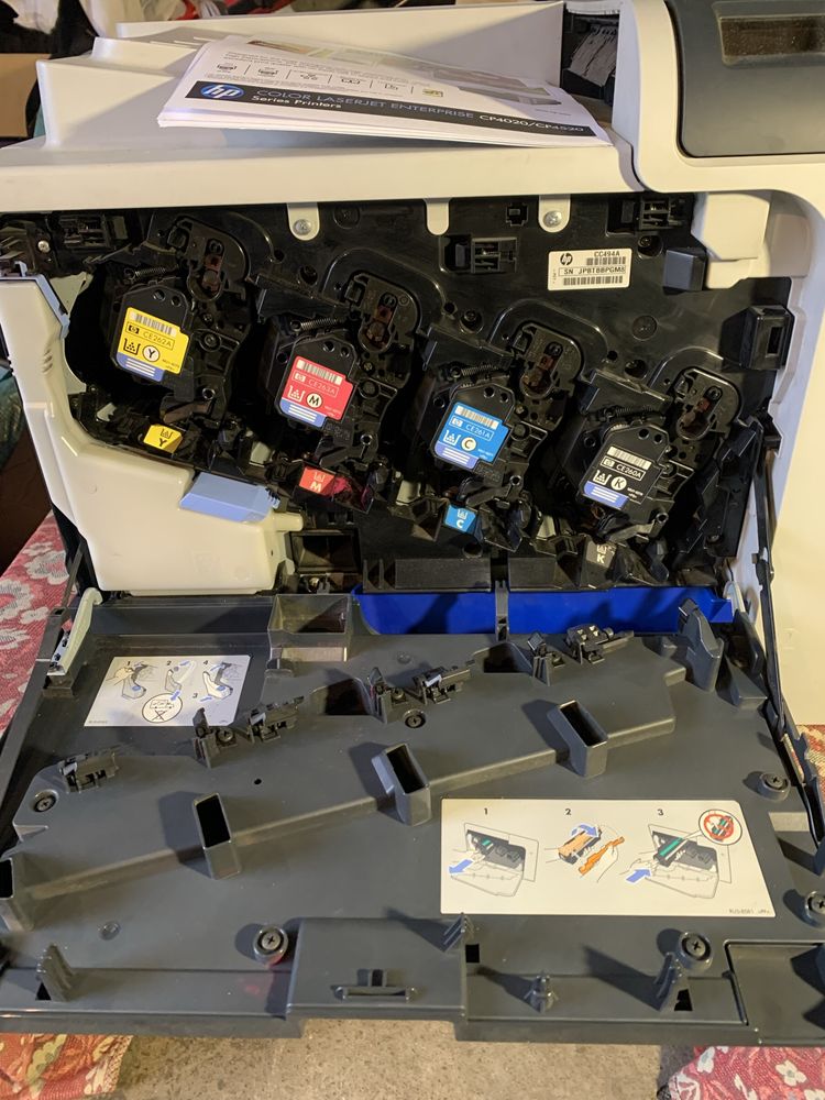 HP Color laserjet CP4525