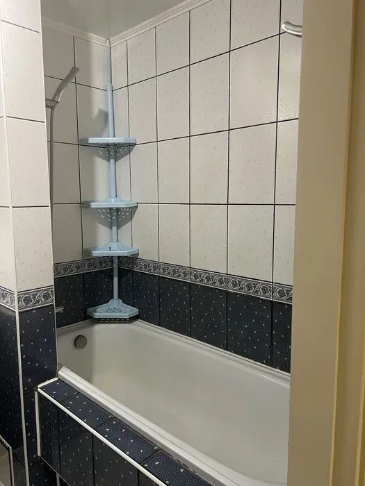 Продам 3-и к/к з меблями та технію на Волкова, р-н Кардіоцентру.