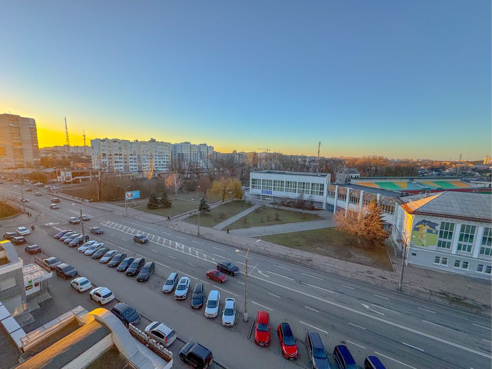 Продаж квартири 80 м2, пр-т Перемоги 119а