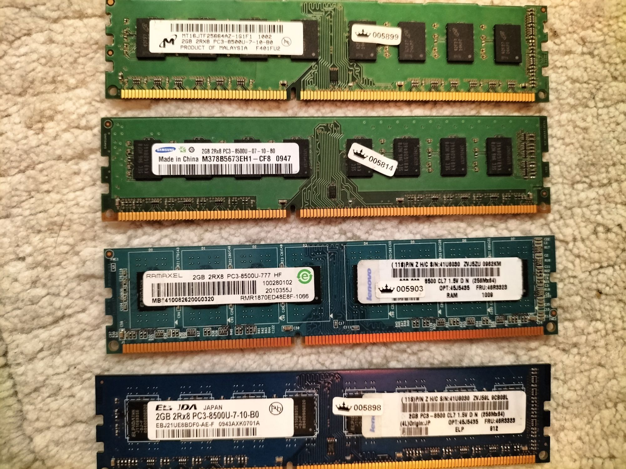 Pamieci RAM 4x2GB różne firmy