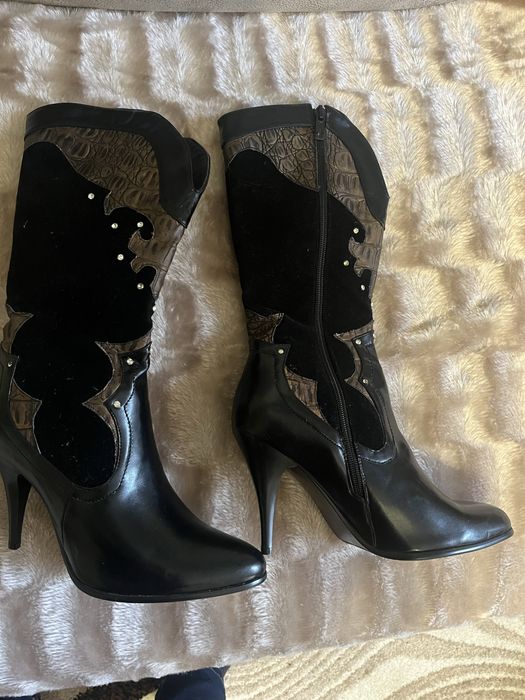 Продам нові сапожки