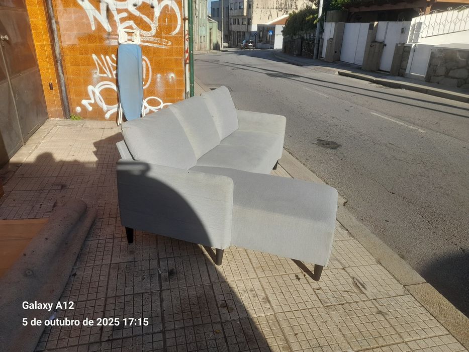Sofá 3 lugares chaise longue Ikea Angersby