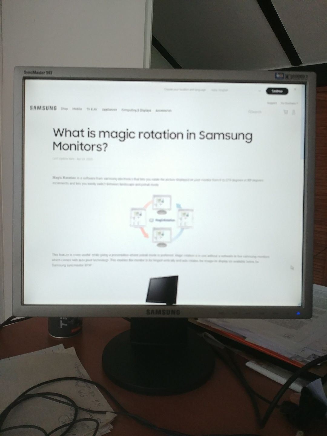 SAMSUNG SyncMaster 943T monitor obracany i unoszony