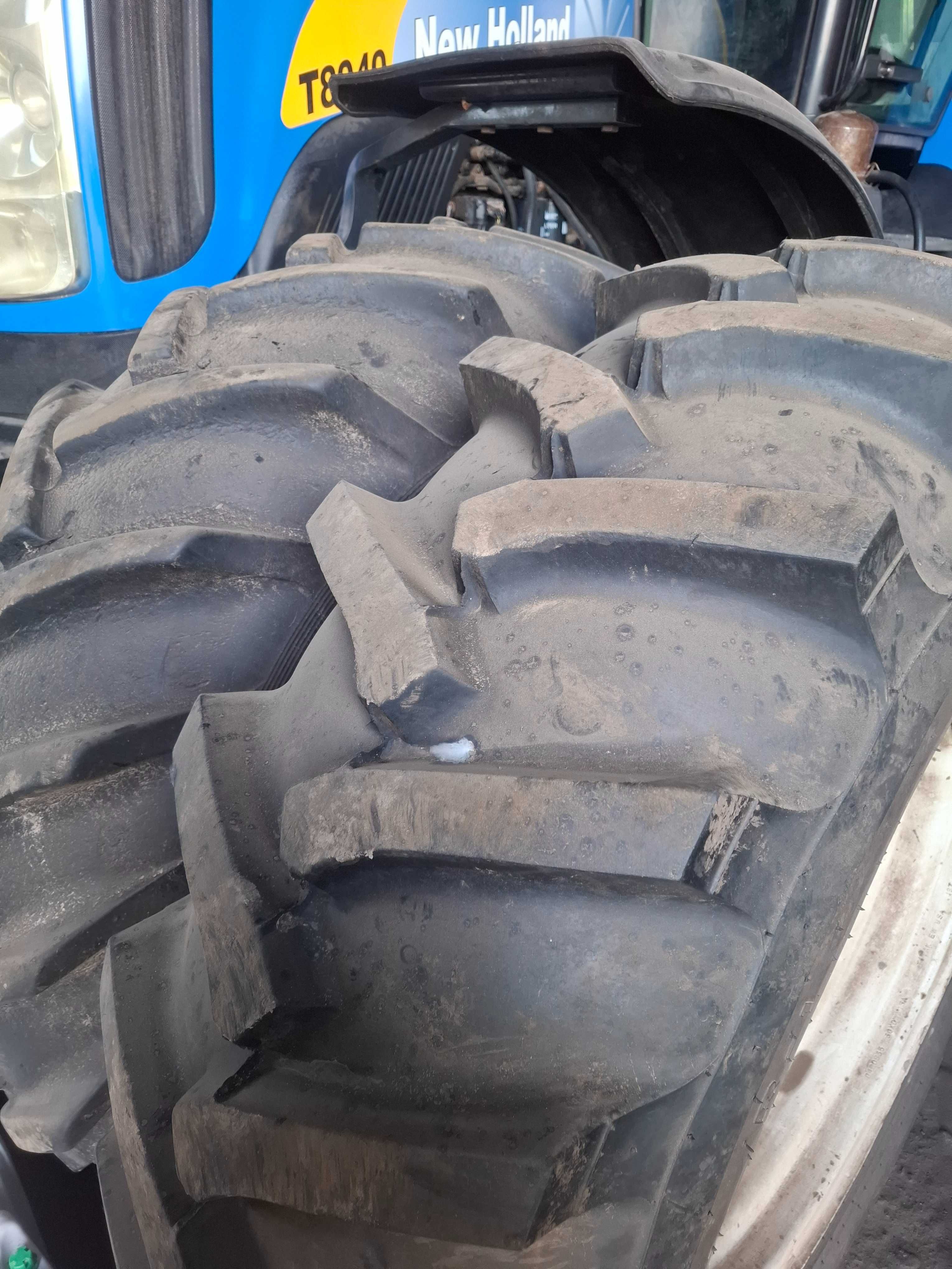Продам трактор Нюхоланд 8040
