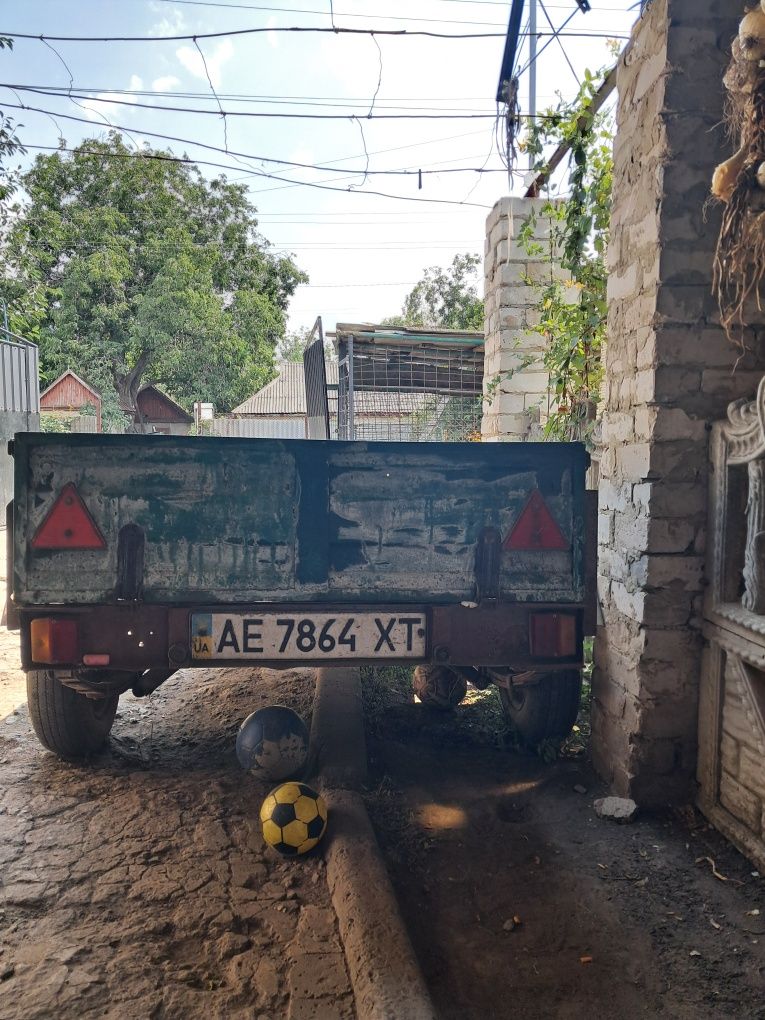 Прицеп легковий.