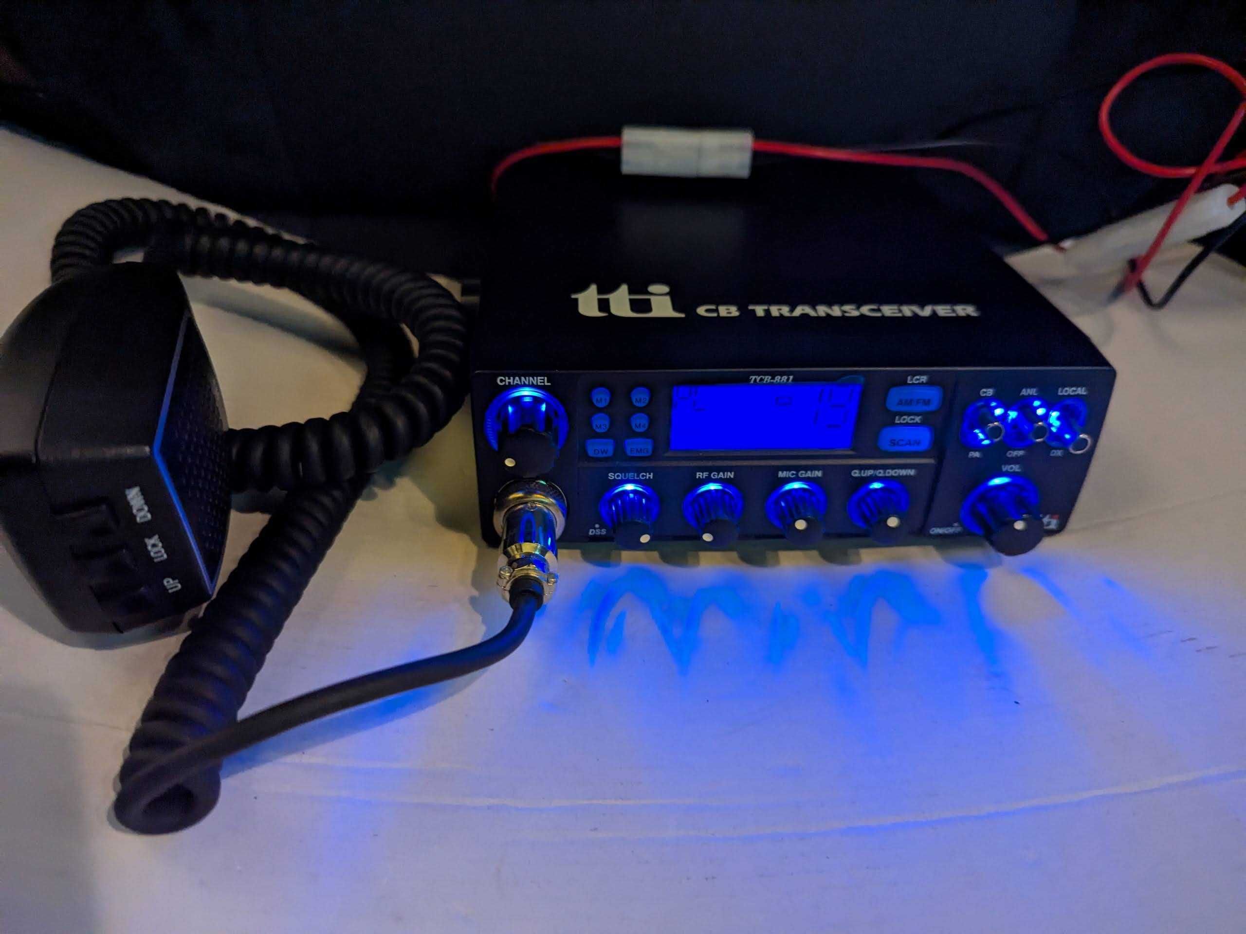 CB Radio TTI TCB-881 / antena 70cm / stan BDB / komplet