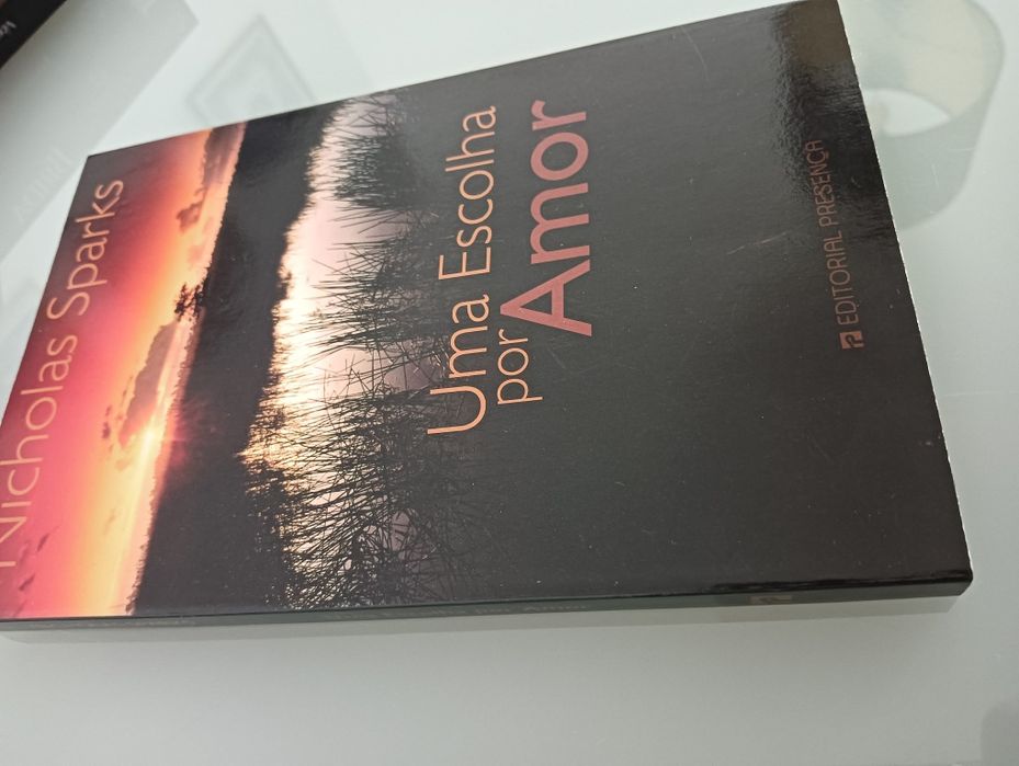 Uma Escolha por Amor	de Nicholas Sparks	Como novo!