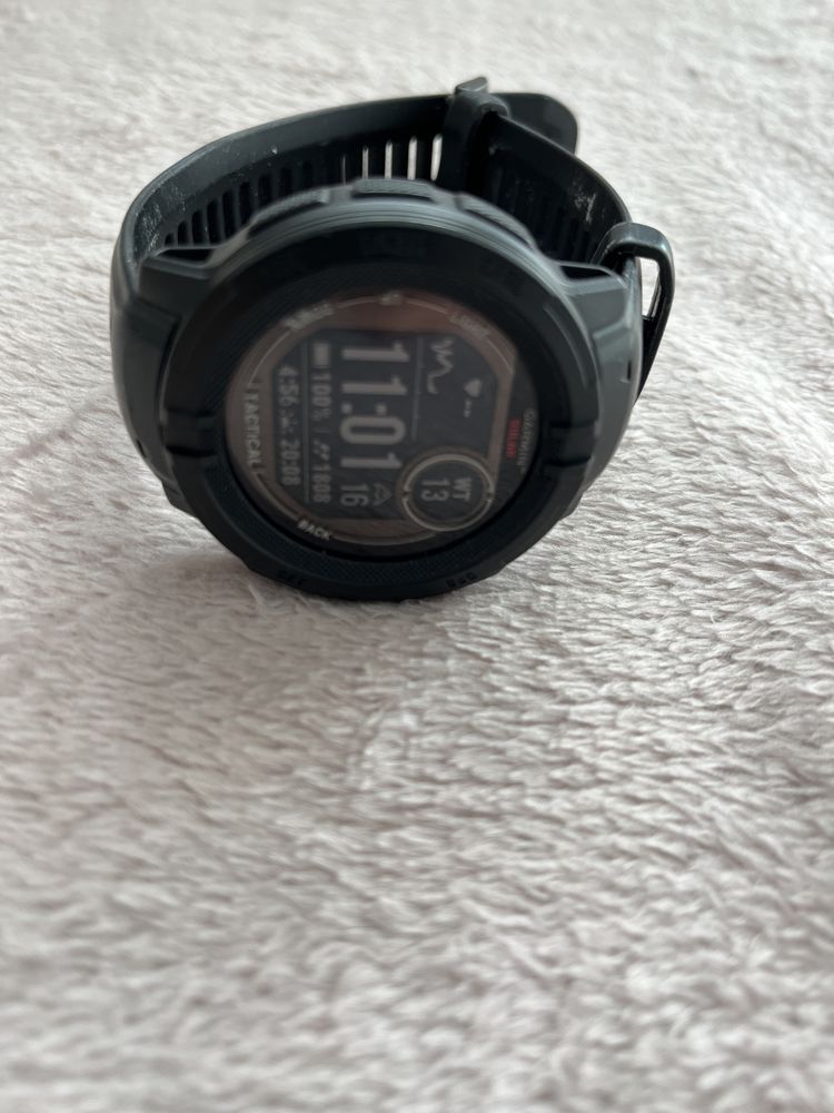 GARMIN INSTINCT 2 SOLAR Tactical stan bardzo dobry