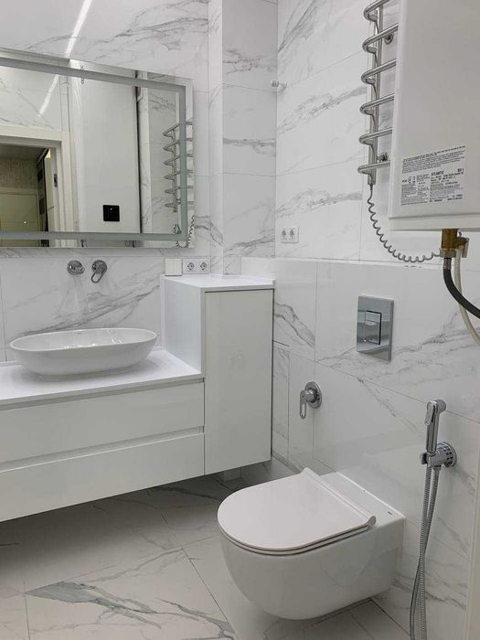 Продам  2-к квартиру  у ЖК Пролисок,Героїв Харкова, 162 (код22020)