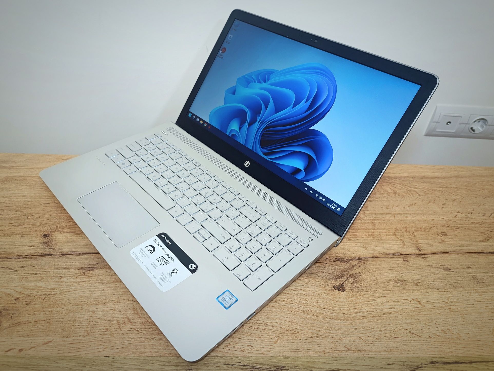 15'6 Сенсорний HP Pavilion/i5-8250U/12GB DDR4/SSD 256GB/АКБ 0% зносу