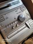 Wieża SONY  (100watt)(bez kolumn)  hi-fi -radio gra tylk