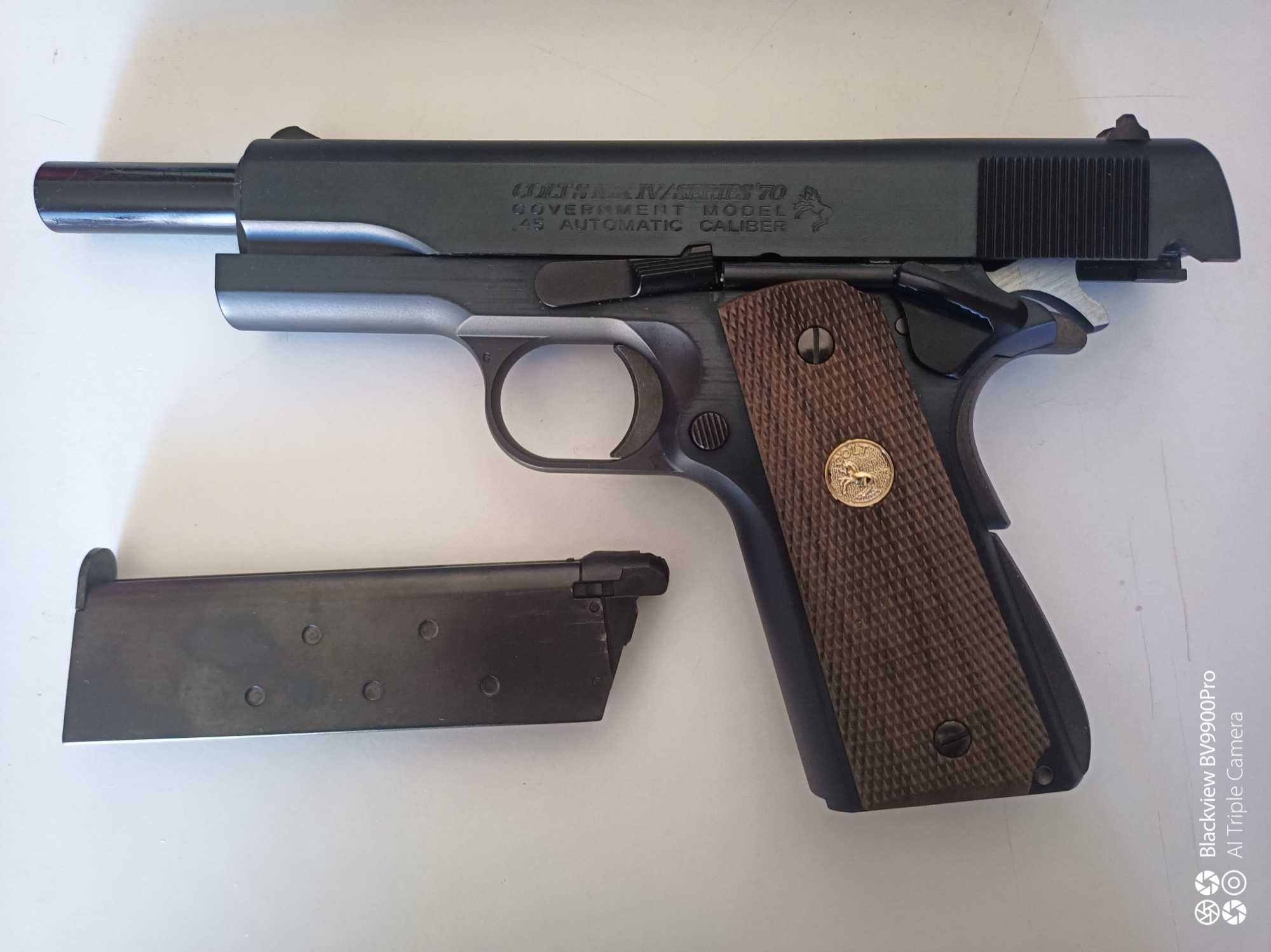 Tokyo Marui Colt 1911 gbb com 2 mags