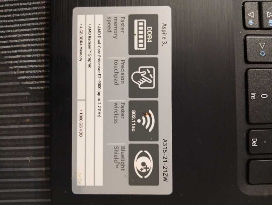 Computador portátil acer