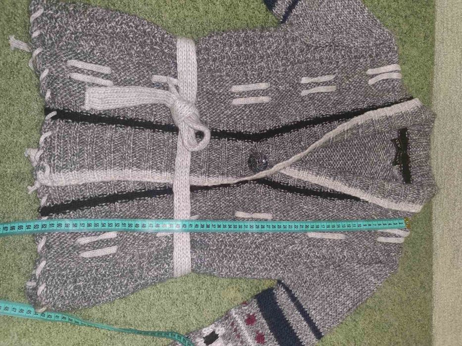 Шерстяная  женская кофта