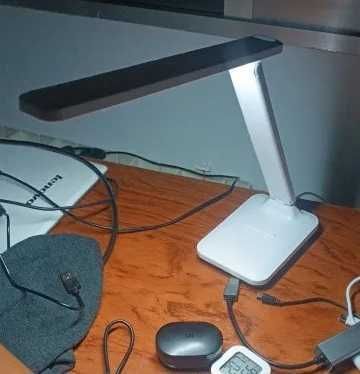 Składana lampka biurkowa LED przełącznik dotykowy.