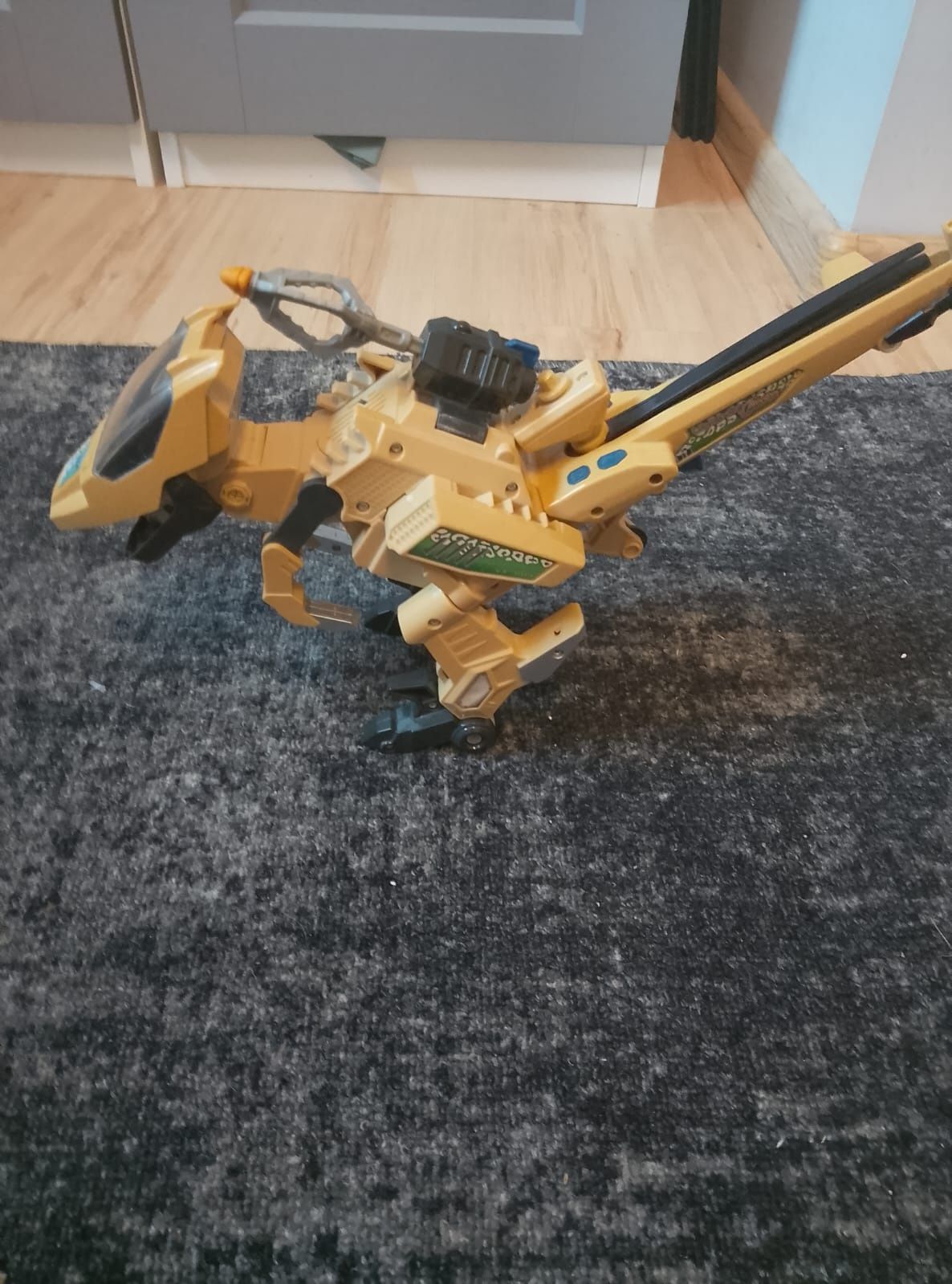 Interaktywny helikopter dinozaur super zabawka