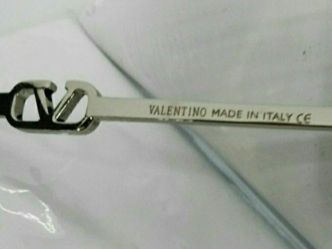 Valentino очки женские серо фиолетовые с логотипом бренда на линзах