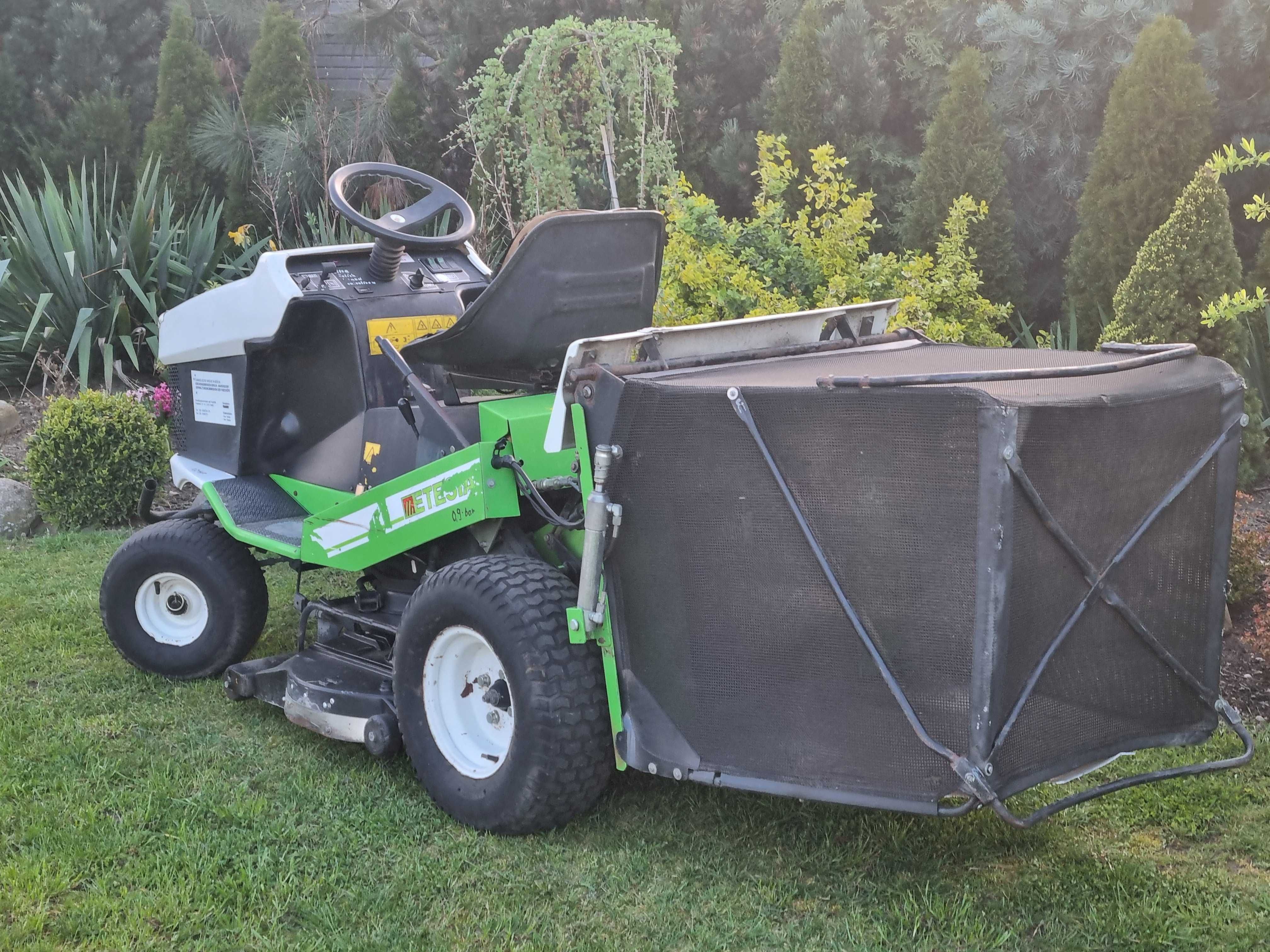 Kosiarka traktorek Etesia Hydro 100