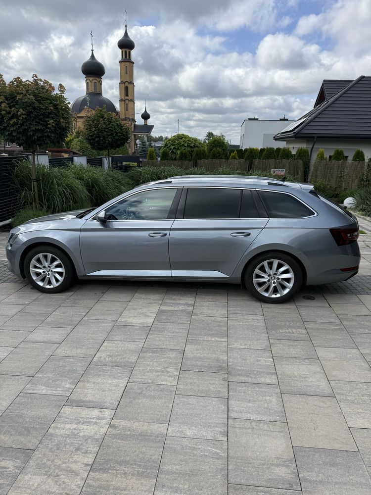 Sprzedam skode SuperB 2019 rok