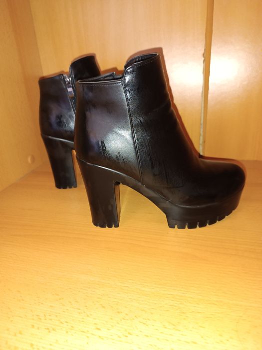 Ботильйони/чоботи весна осінь