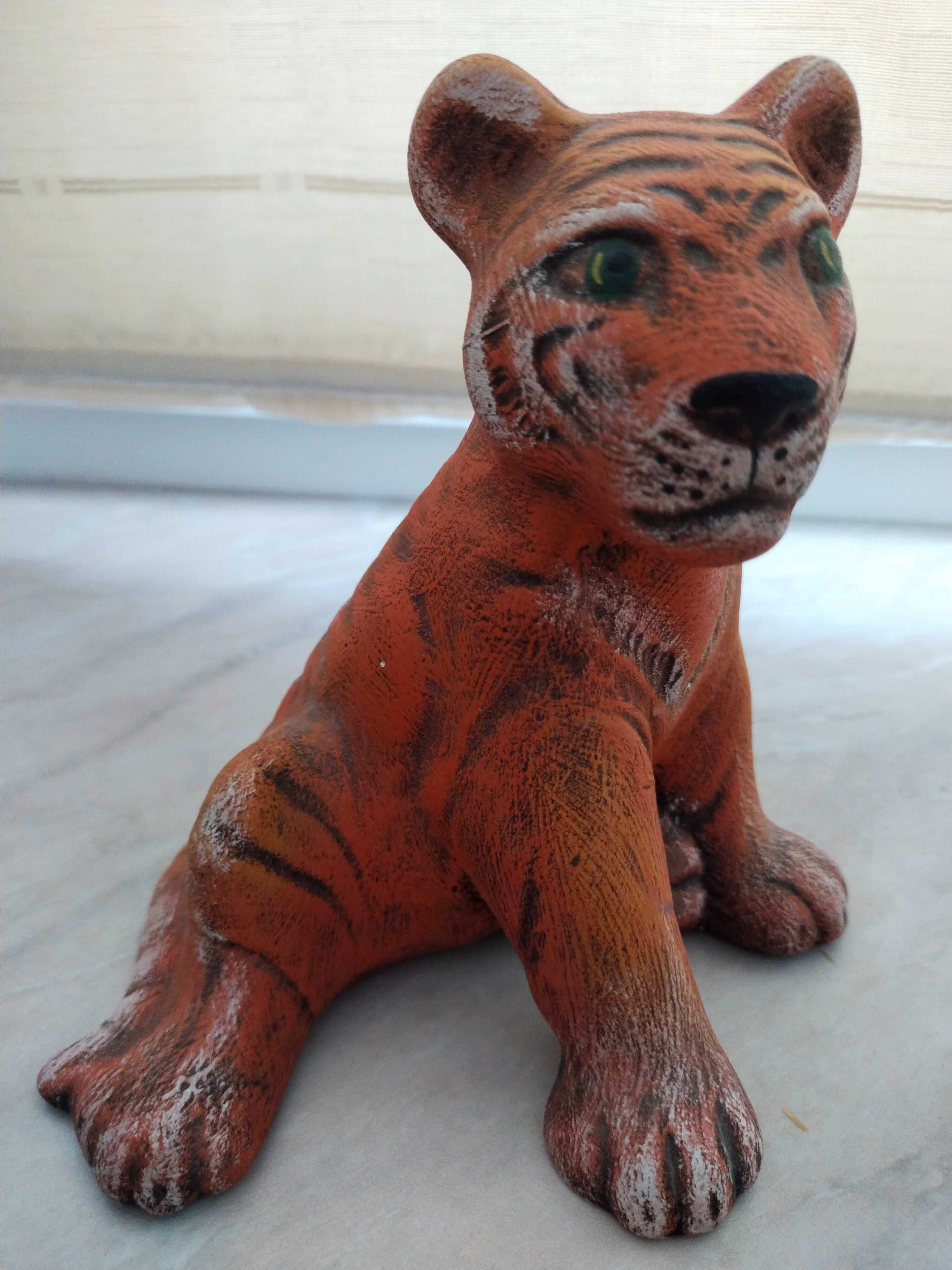 Статуэтка ручной работы Тигр