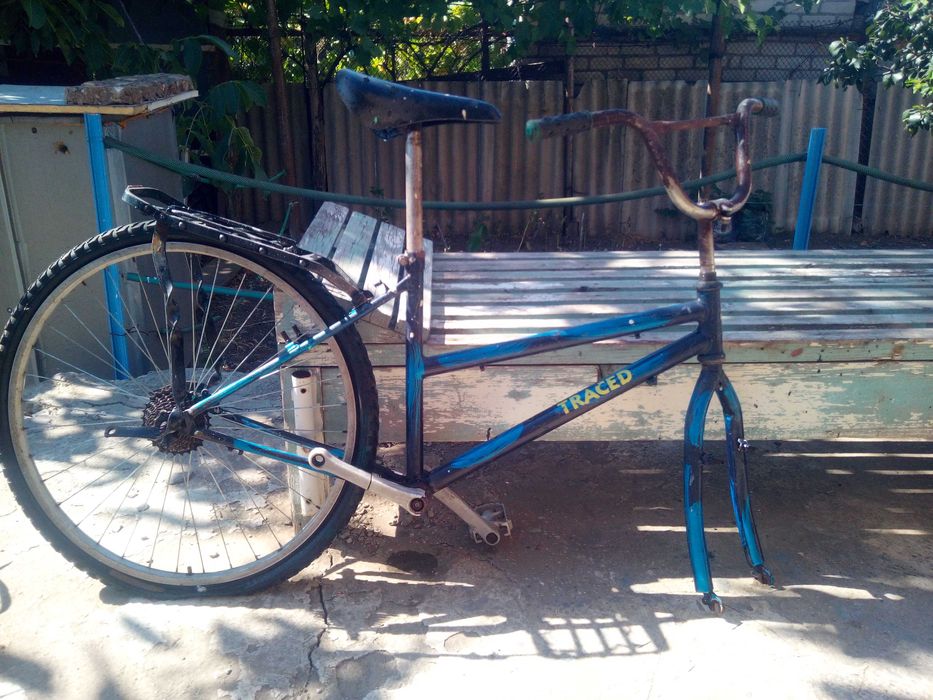 Велосипед Салют не бит, не рихтован, но крашен