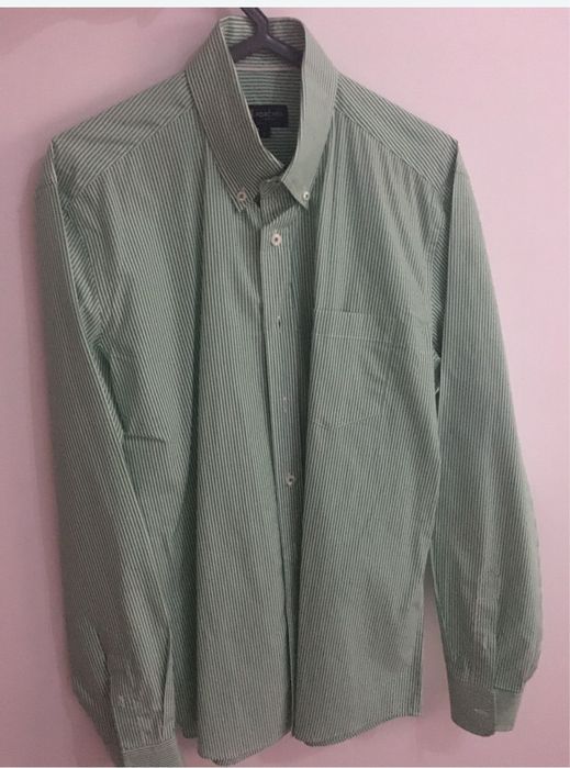 1 Camisa azul e 1 Verde Lion of porches (nova)