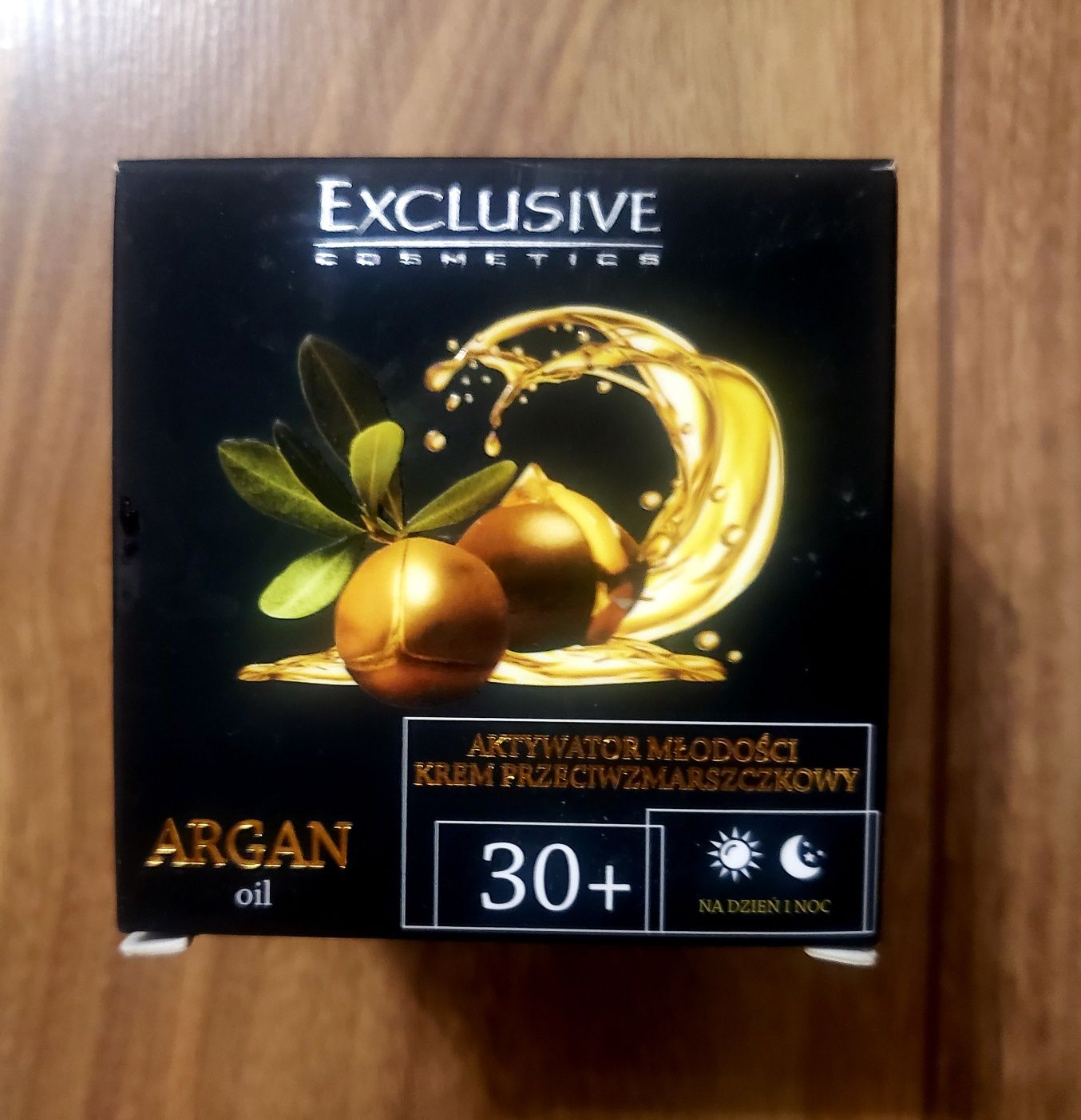 EXCLUSIVE COSMETICS Aktywator Młodości Przeciwzmarszczkowy Krem z Olej