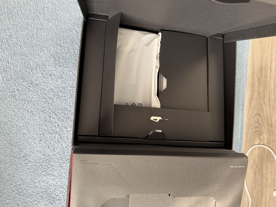 Asus rog phone 9 pro 24/1TB dosłownie nowy do negocjacji