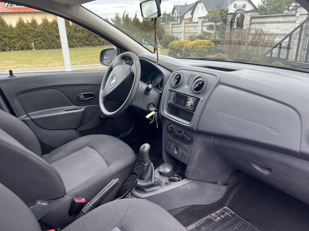 Dacia Logan MCV Rok 2015 1,2 Benz BEZWYPADKOWY Niemcy