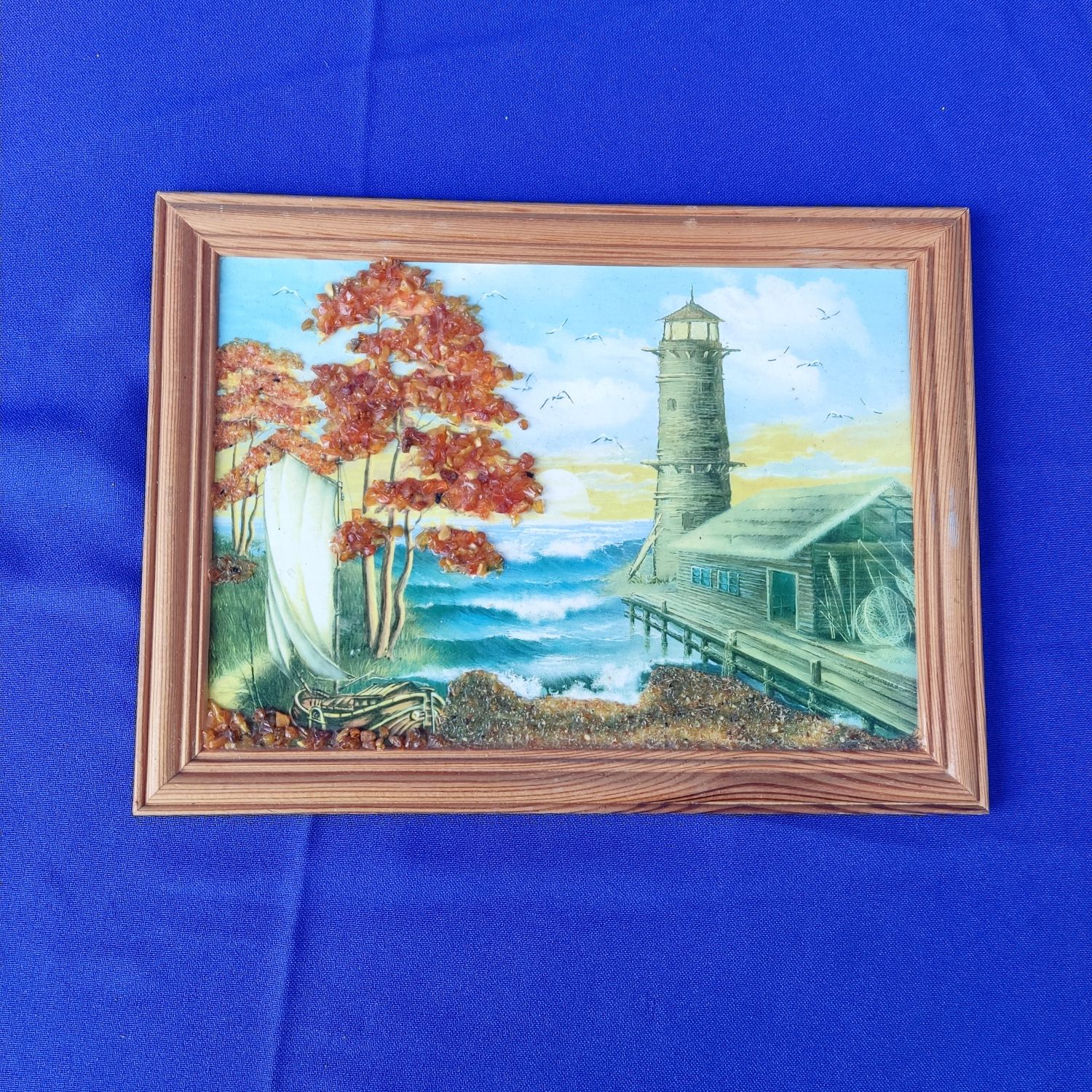 Картина с янтарем янтарная пейзаж лес маяк море