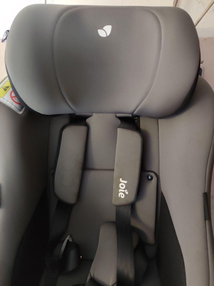 Fotelik samochodowy Joie Spin 360 isofix, stan bardzo dobry