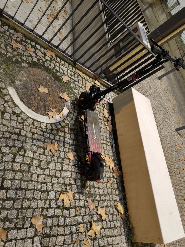 Trotinete urban glide e-cross pro boost 2