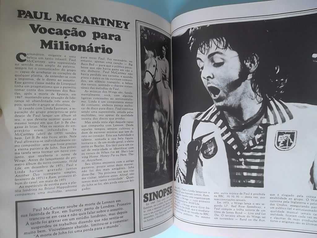 John Lennon : Tributo a um Mito, RARA revista com poster gigante.