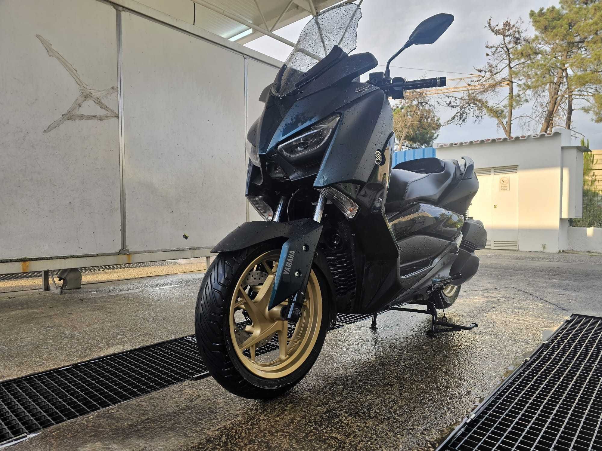 Yamaha XMAX 300 Tech Max 2022