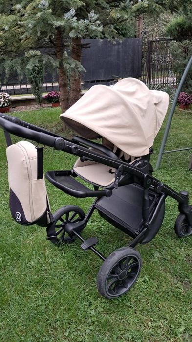 Продається дитяча коляска