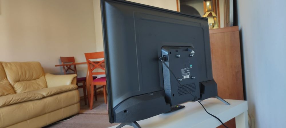 TV 32" HD Smart Tech