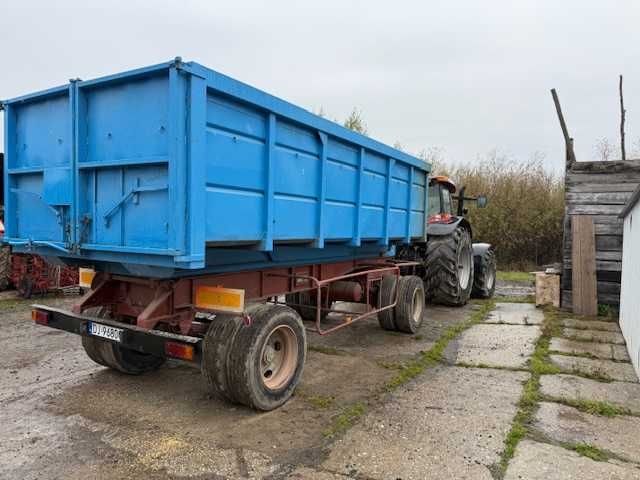 Przyczepa rolnicza/budowlana Fruehauf, kiper do tyłu, ładowność 14 ton