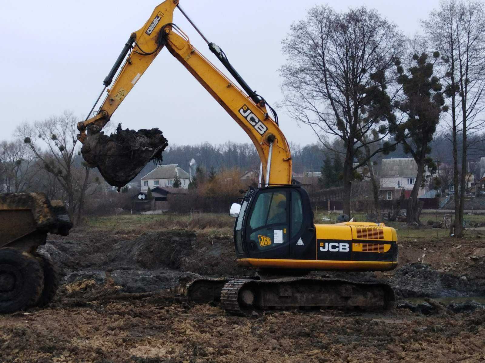 JCB 220 220 LC 2012