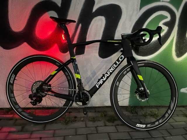Pinarello crossista F9 56 przełaj gravel force D2 xplr AXS quark